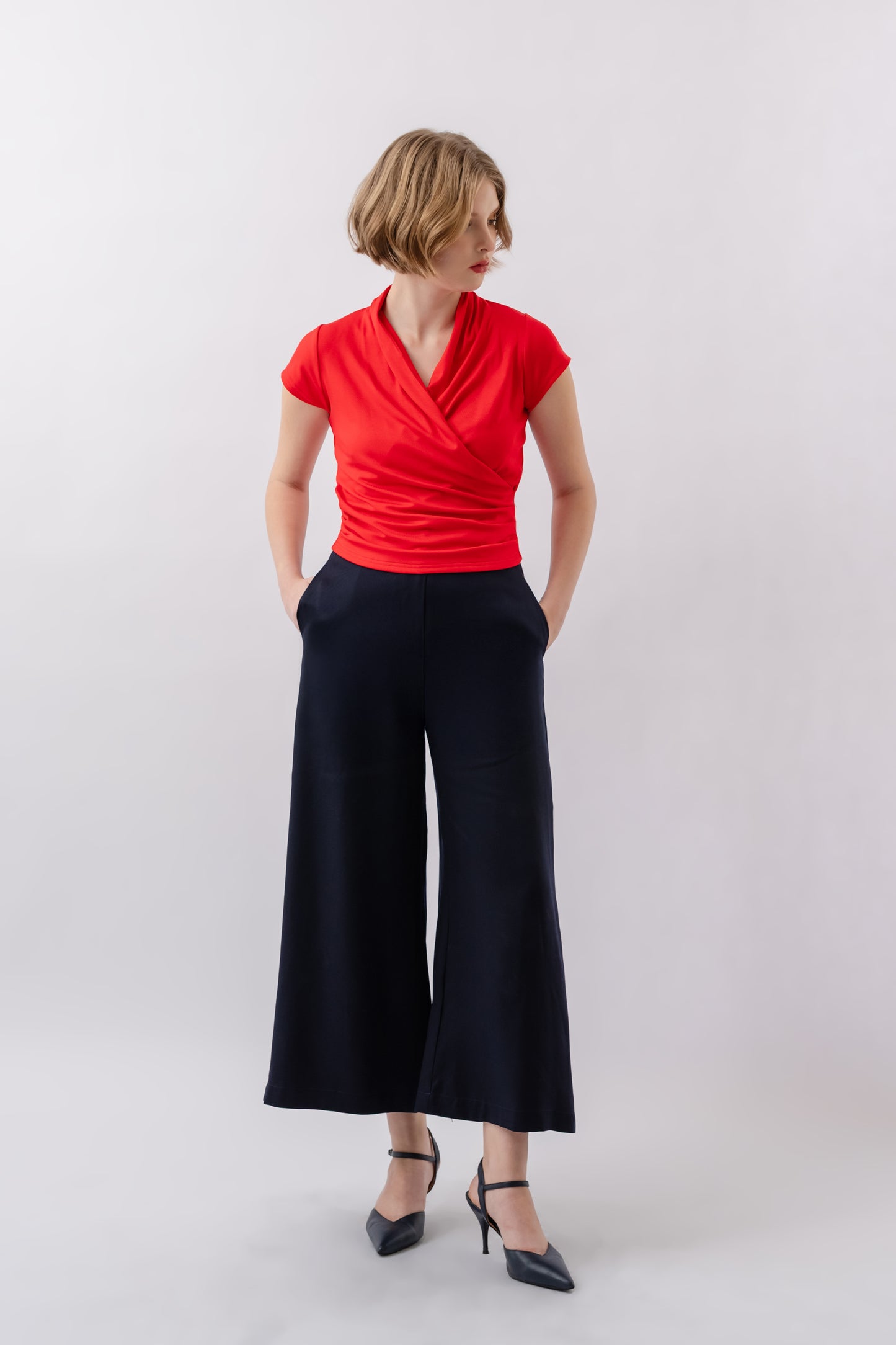 Tencel Wide Legged Pants - Navy