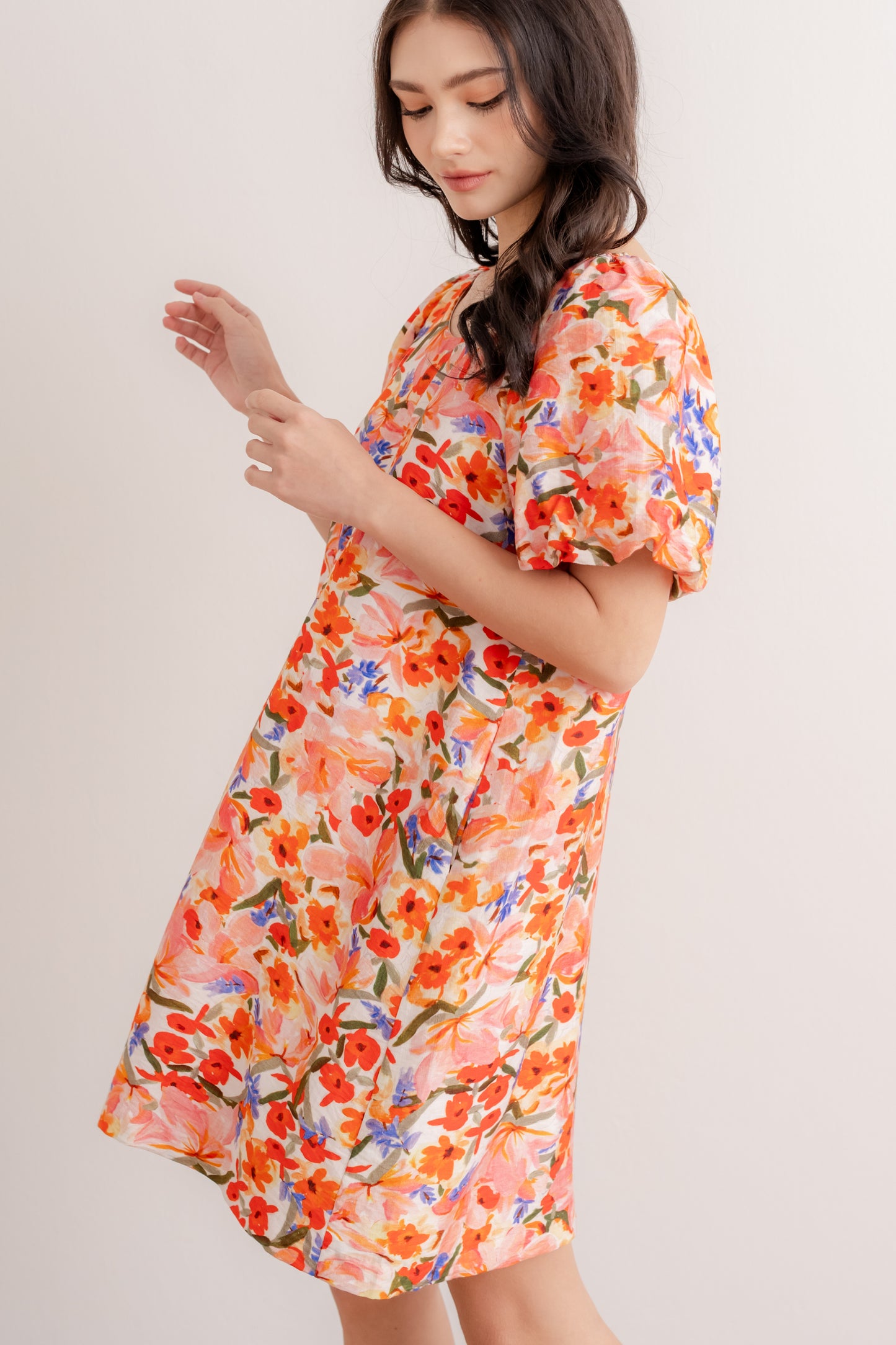 Bubble Sleeve Shift Dress - Crimson Bouquet