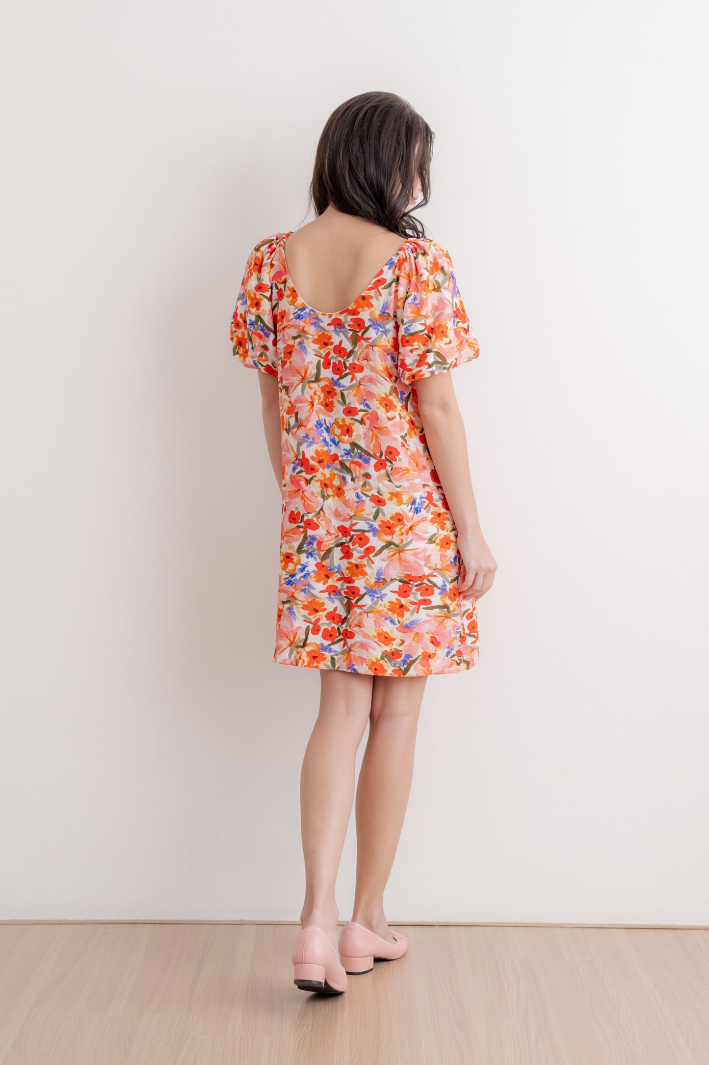 Bubble Sleeve Shift Dress - Crimson Bouquet