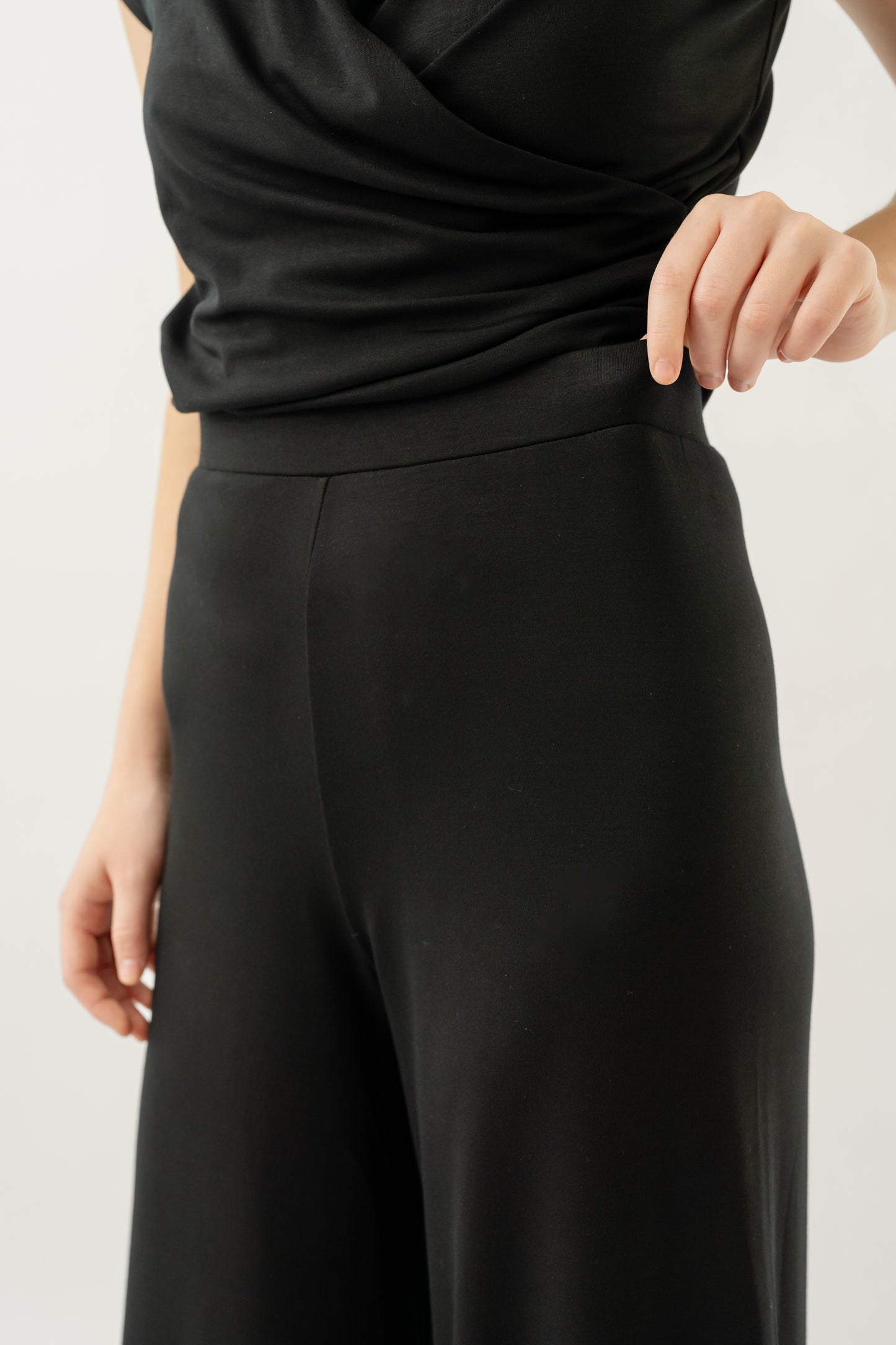 Bamboo Flare Pants - Black
