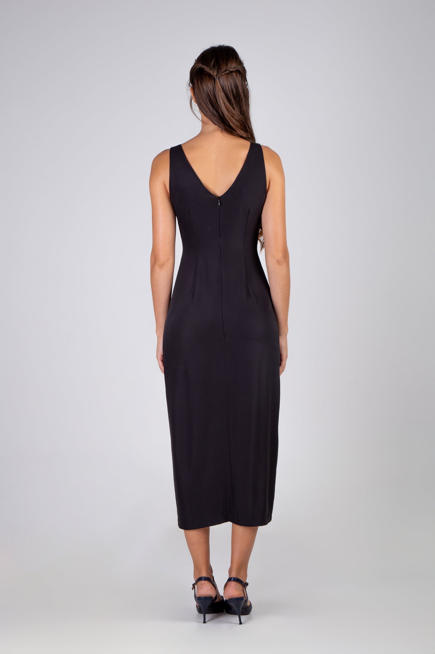 Sheath Dress With Slit Detail - Black