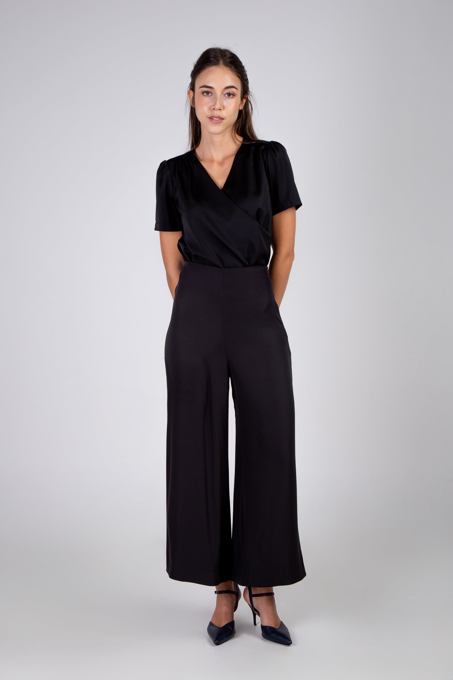 Wide-Leg Pants - Black