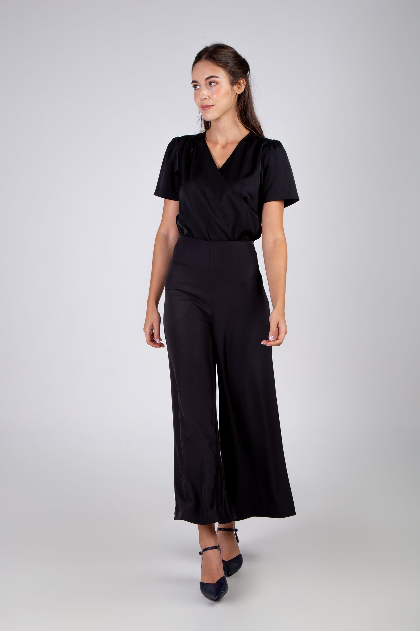 Wide-Leg Pants - Black