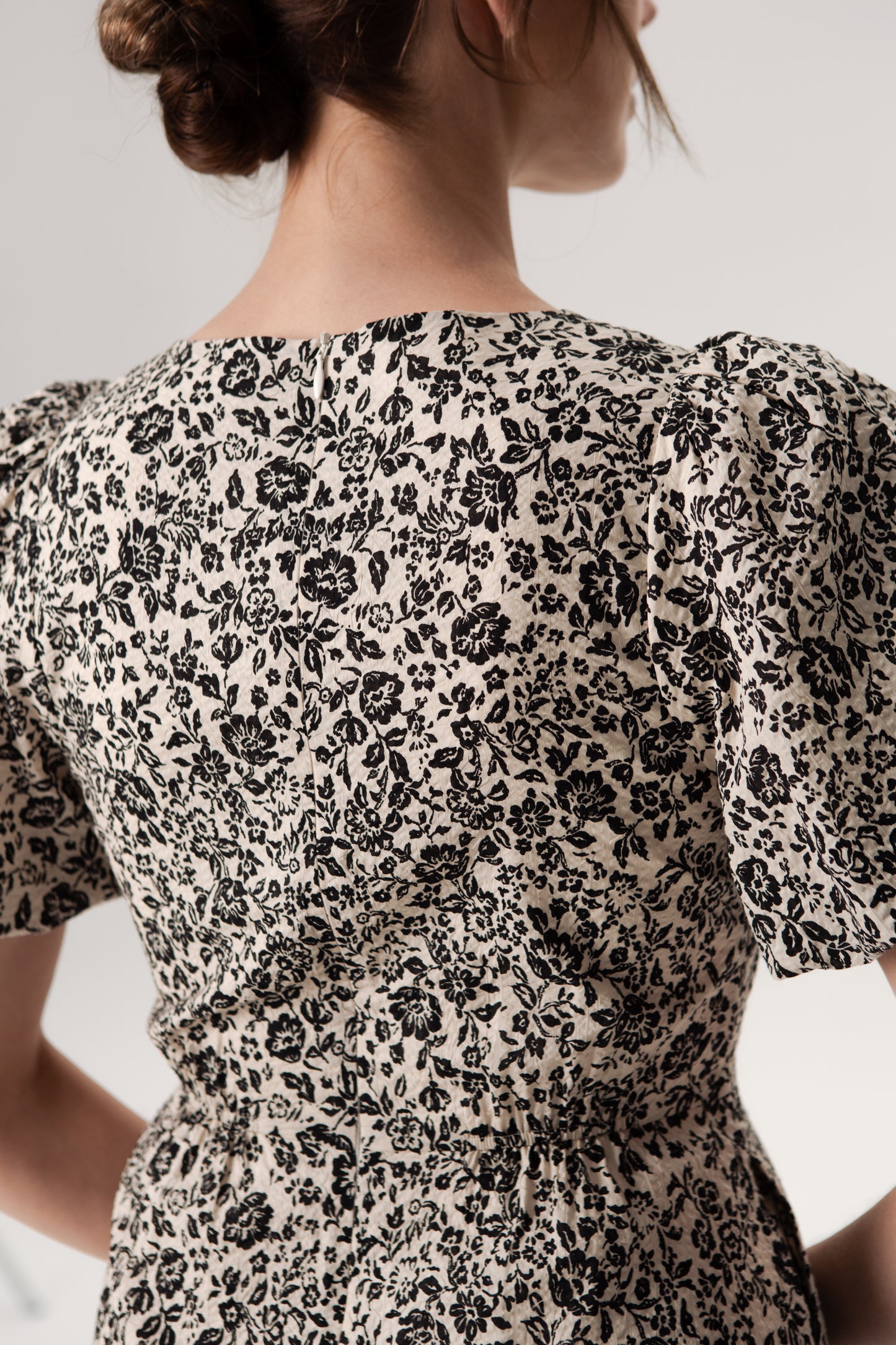 Puff Sleeved A-Line Tea Dress - Ink
