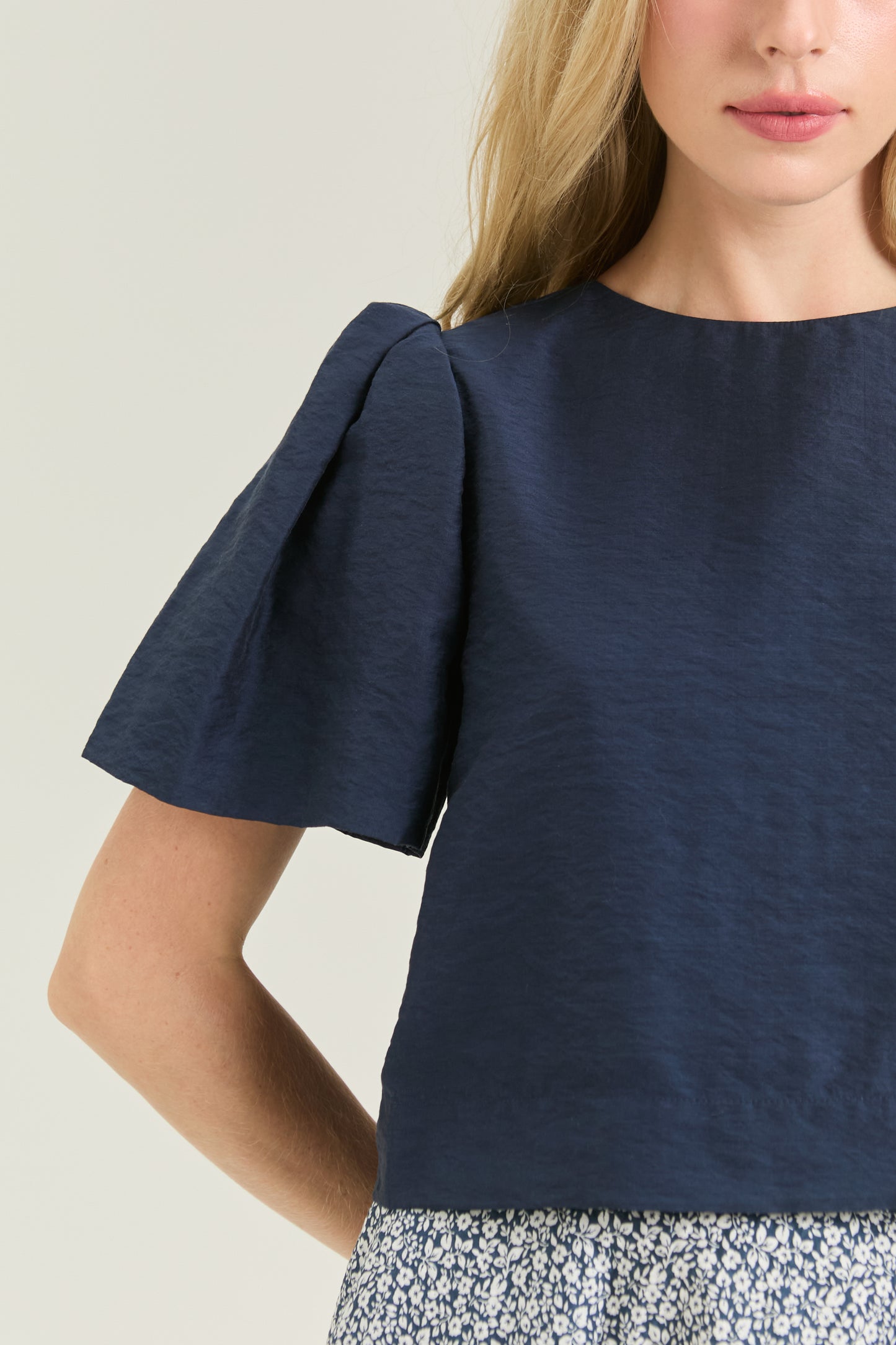 Puff Sleeve Bow Blouse - Midnight Pearl