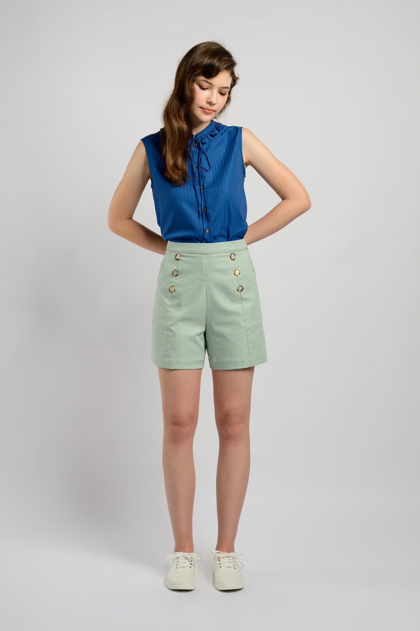 Buttoned High Waist Shorts - Mint