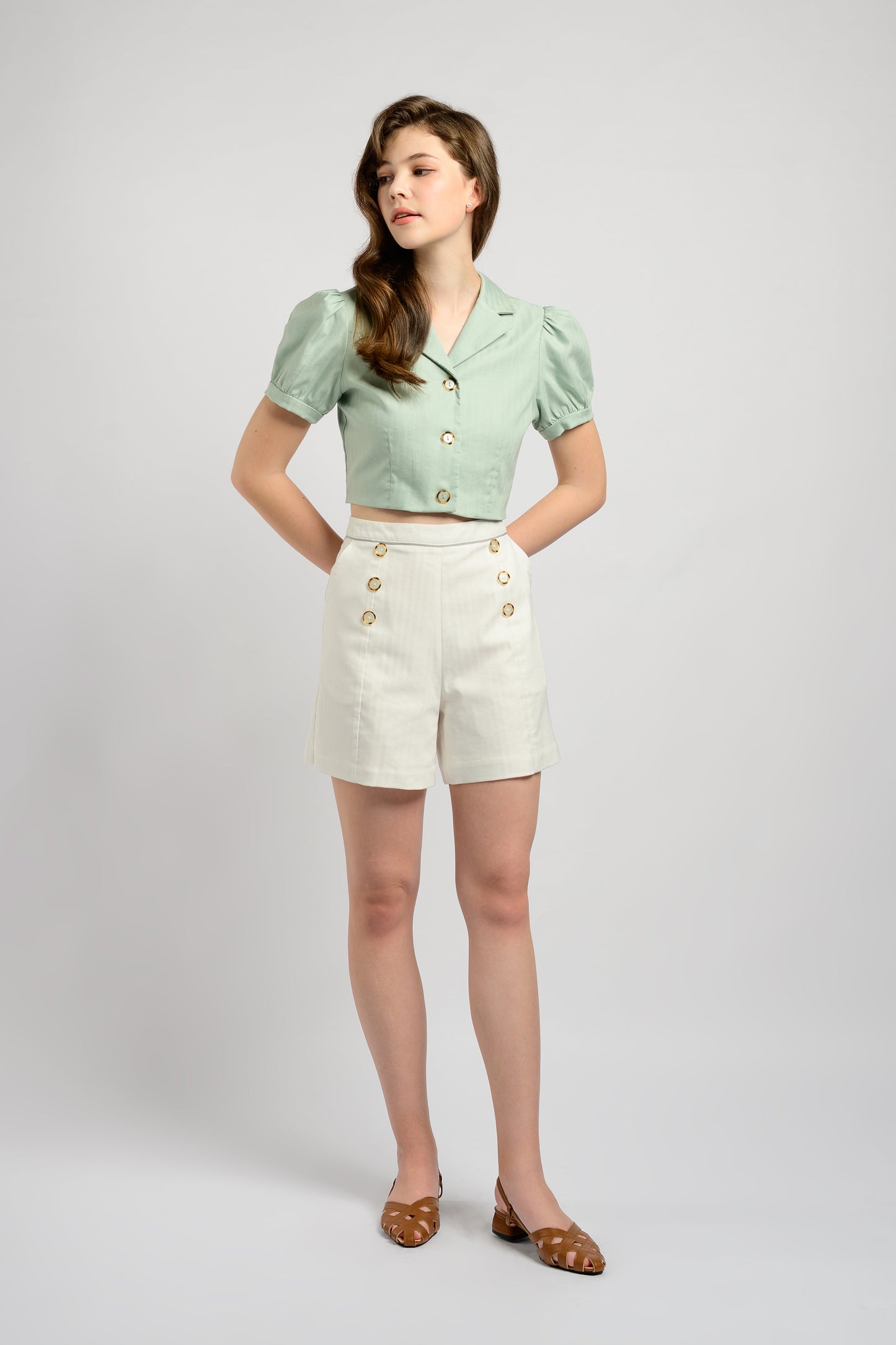 Buttoned High Waist Shorts - White