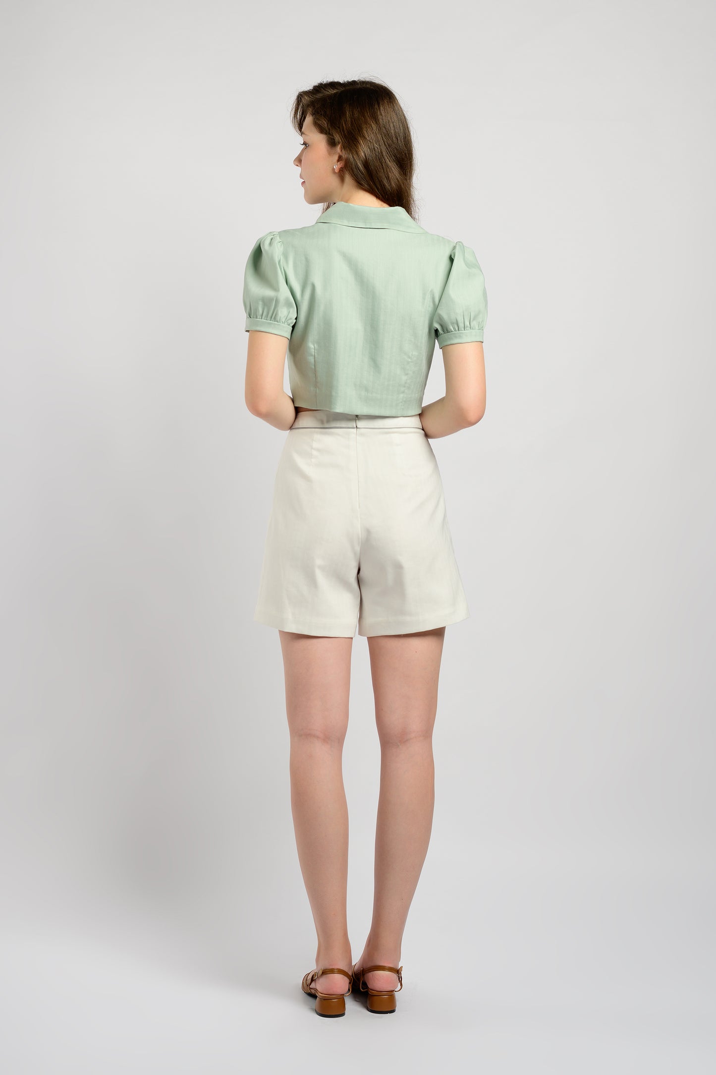 Buttoned High Waist Shorts - White
