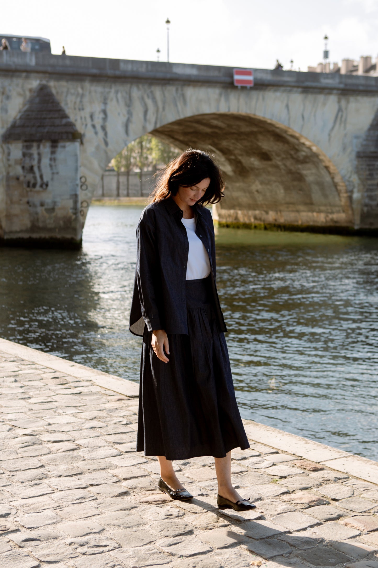 Everyday Shirt in Denim - Dark Wash