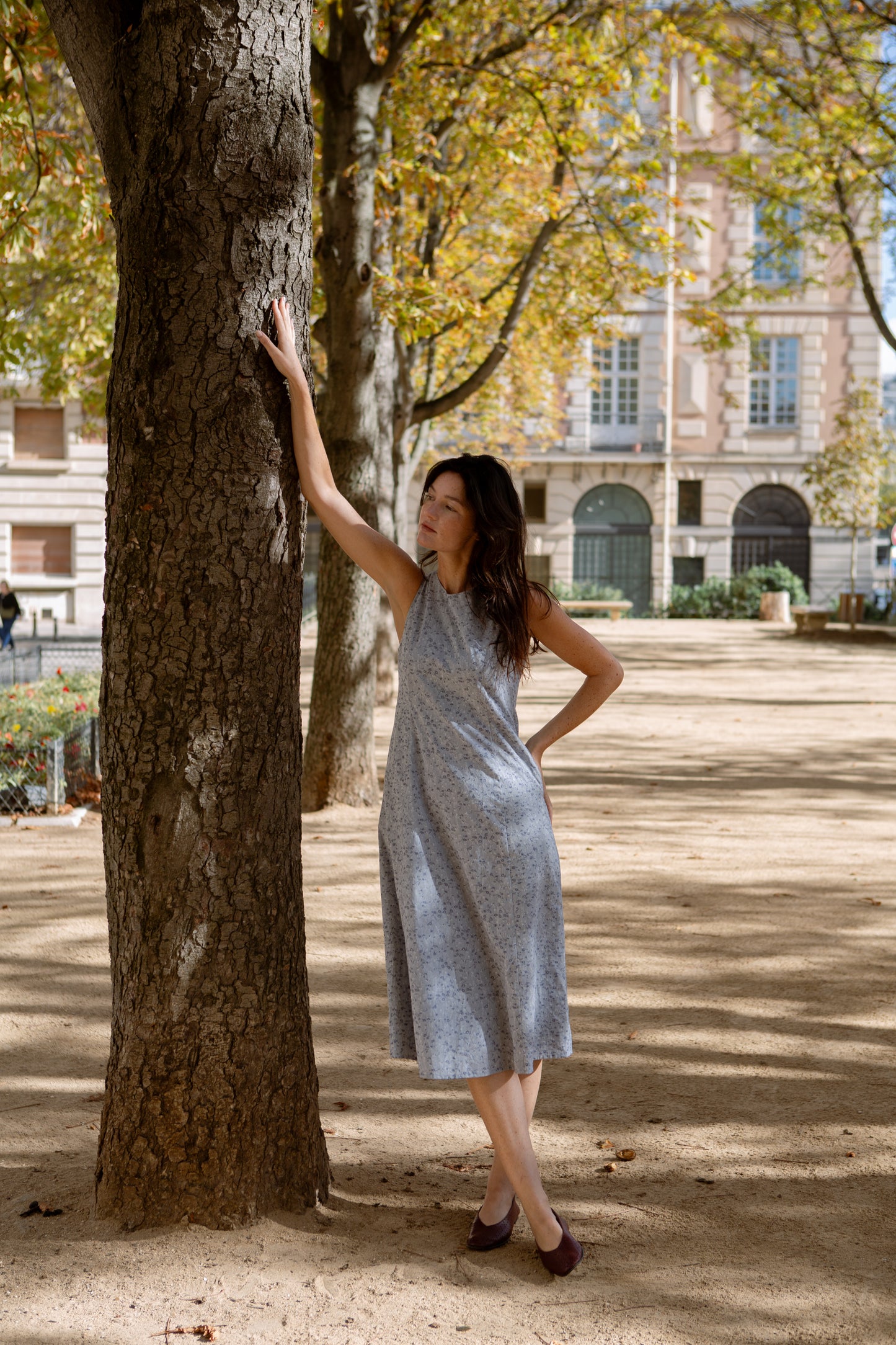 Column Midi Tea Dress in Floral Jacquard - Blue China
