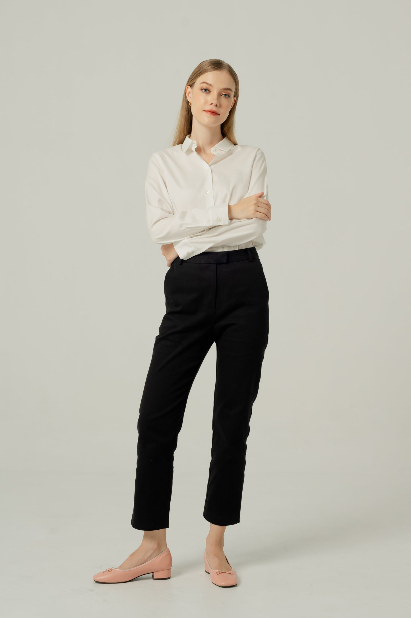 Cropped Slim Fit Cotton-Twill Trousers - Black