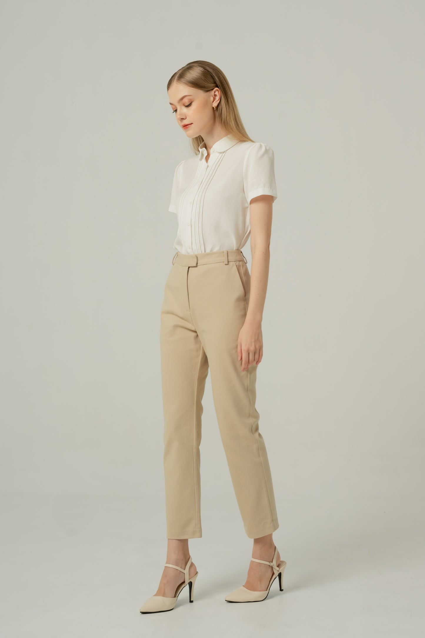 Cropped Slim Fit Cotton-Twill Trousers - Light Khaki