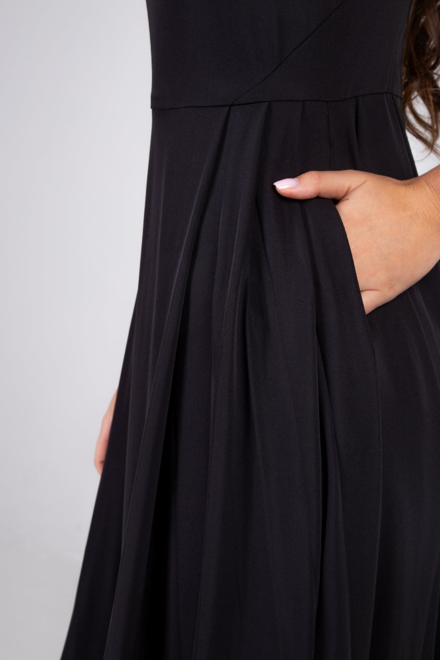 Pleated Midi Dress - Black