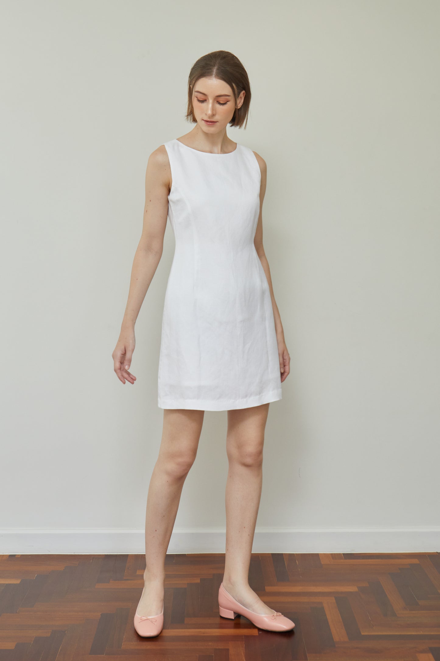 Linen Fitted Shift Dress - White