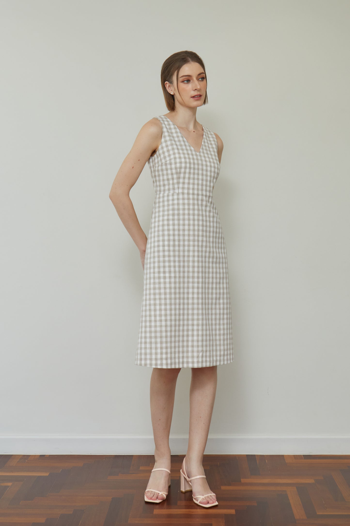 Linen Gingham V-Neck Sundress - Cream