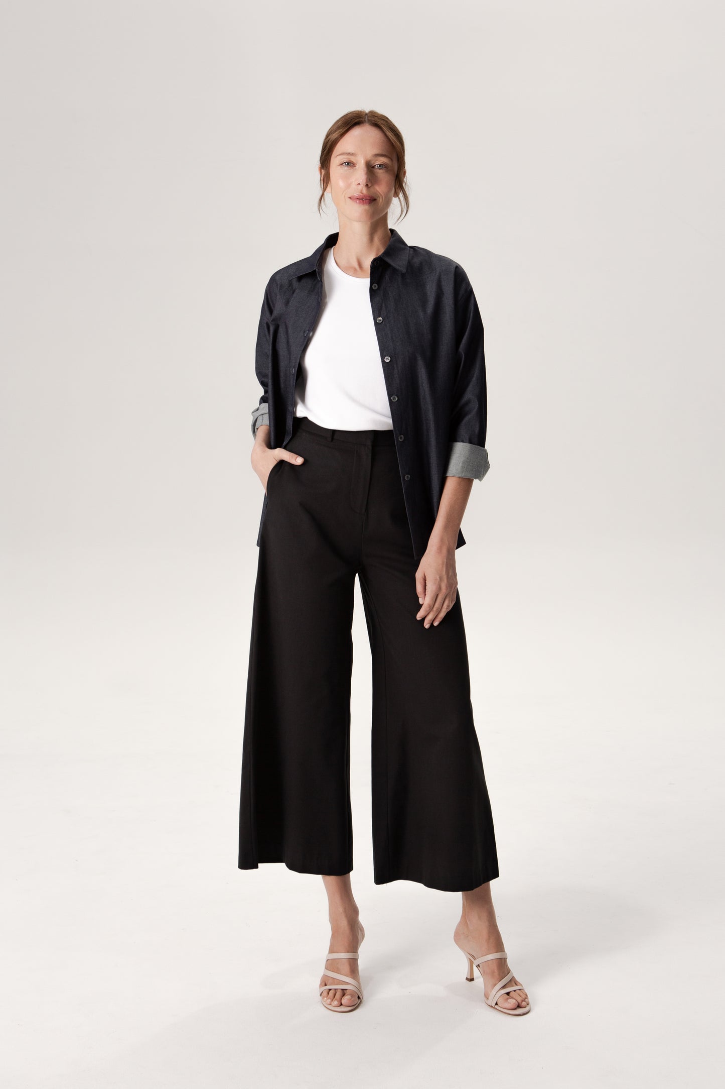 Courtyard Wide-Leg Trousers - Black