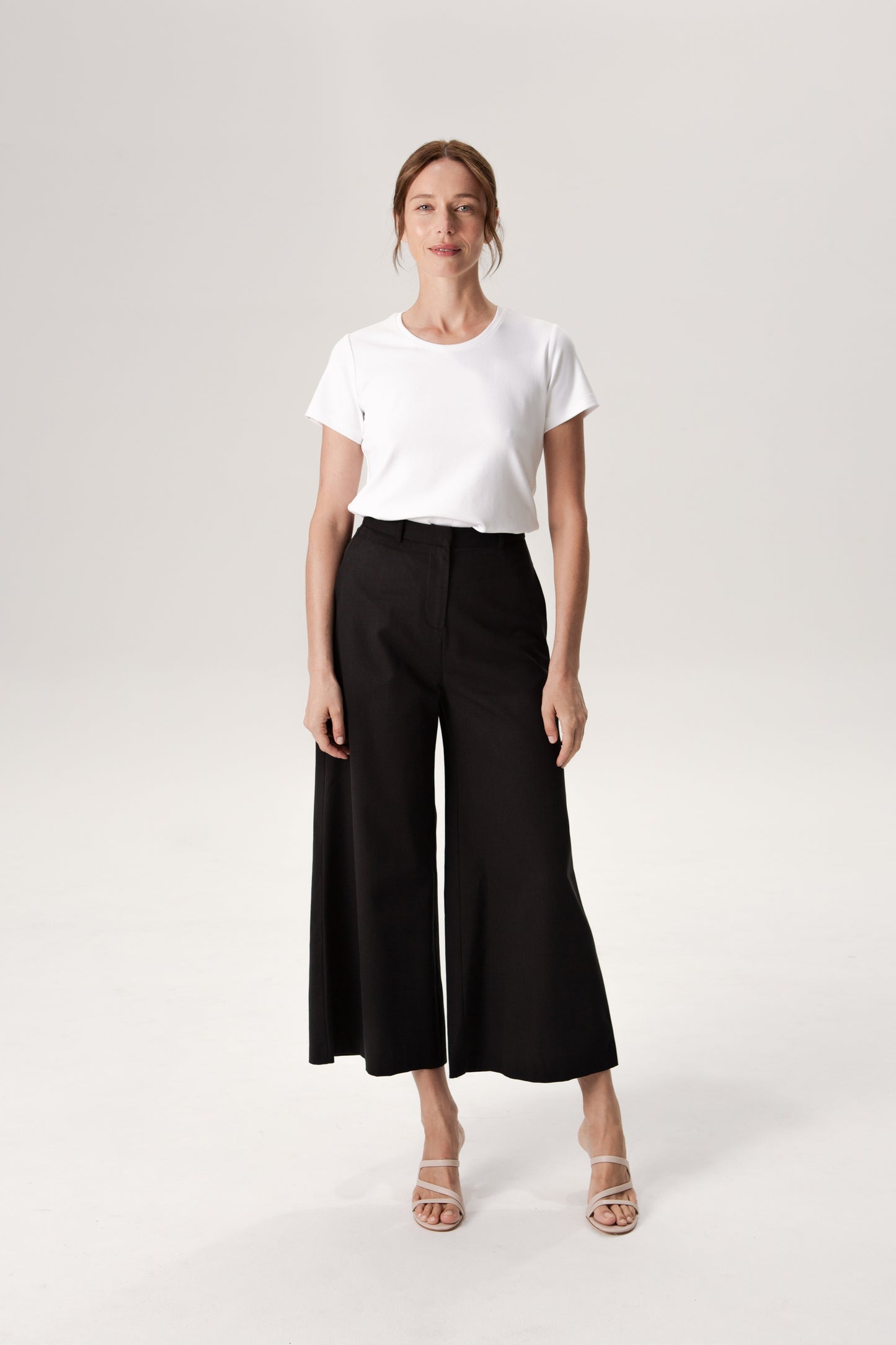 Courtyard Wide-Leg Trousers - Black