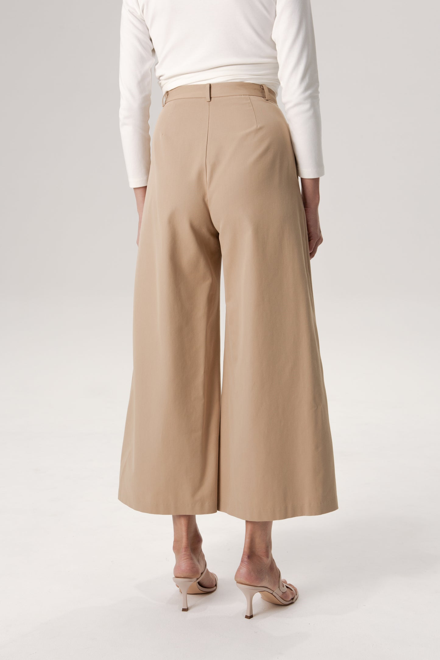 Courtyard Wide-Leg Trousers - Khaki