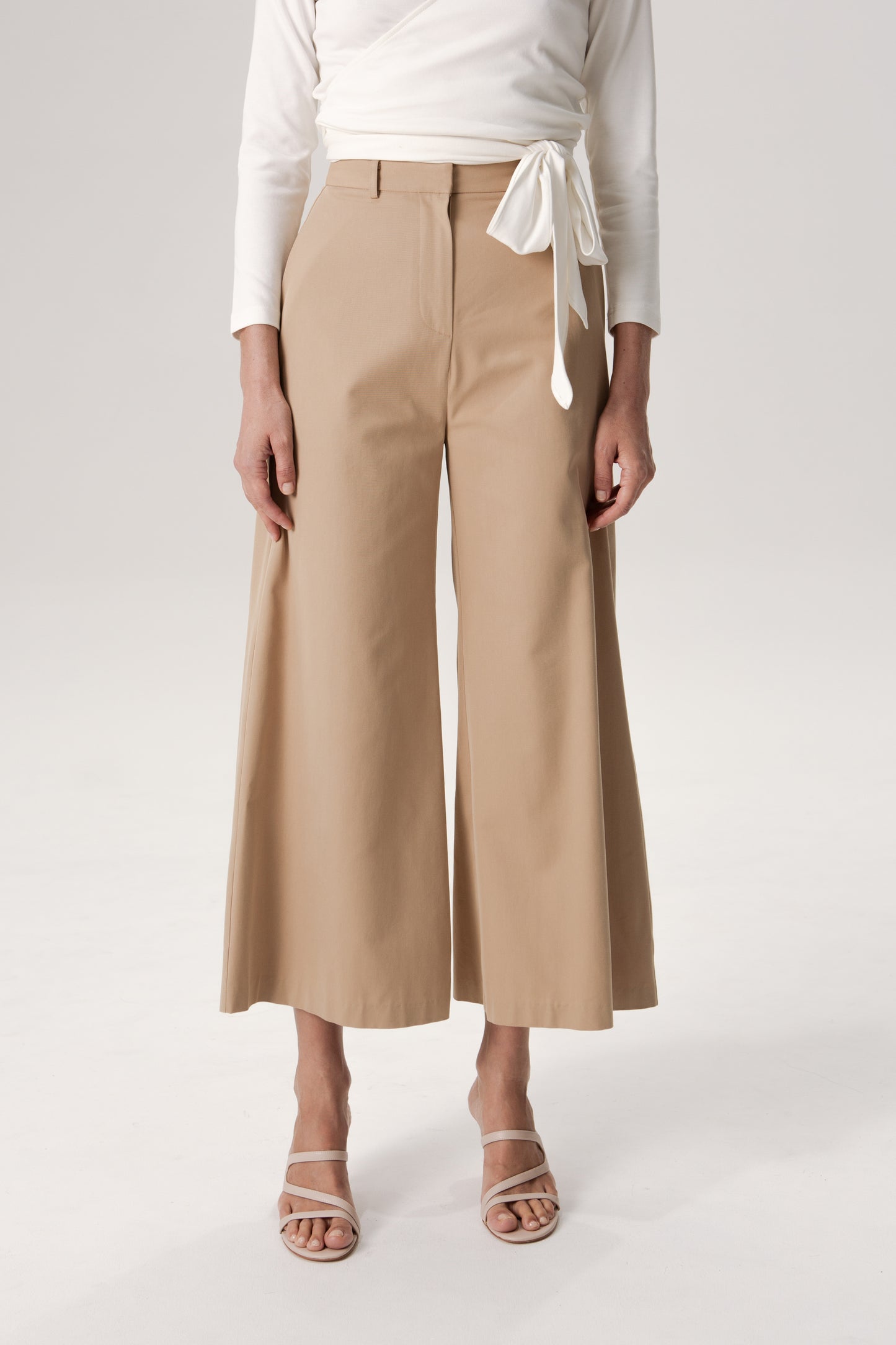 Courtyard Wide-Leg Trousers - Khaki