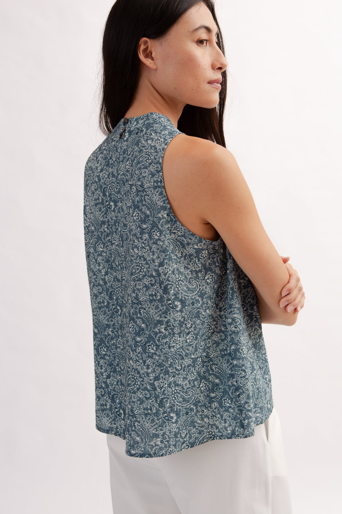 Relaxed V-Neck Blouse in Print - Ocean
