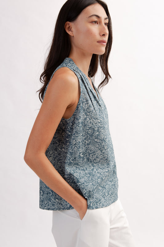 Relaxed V-Neck Blouse in Print - Ocean