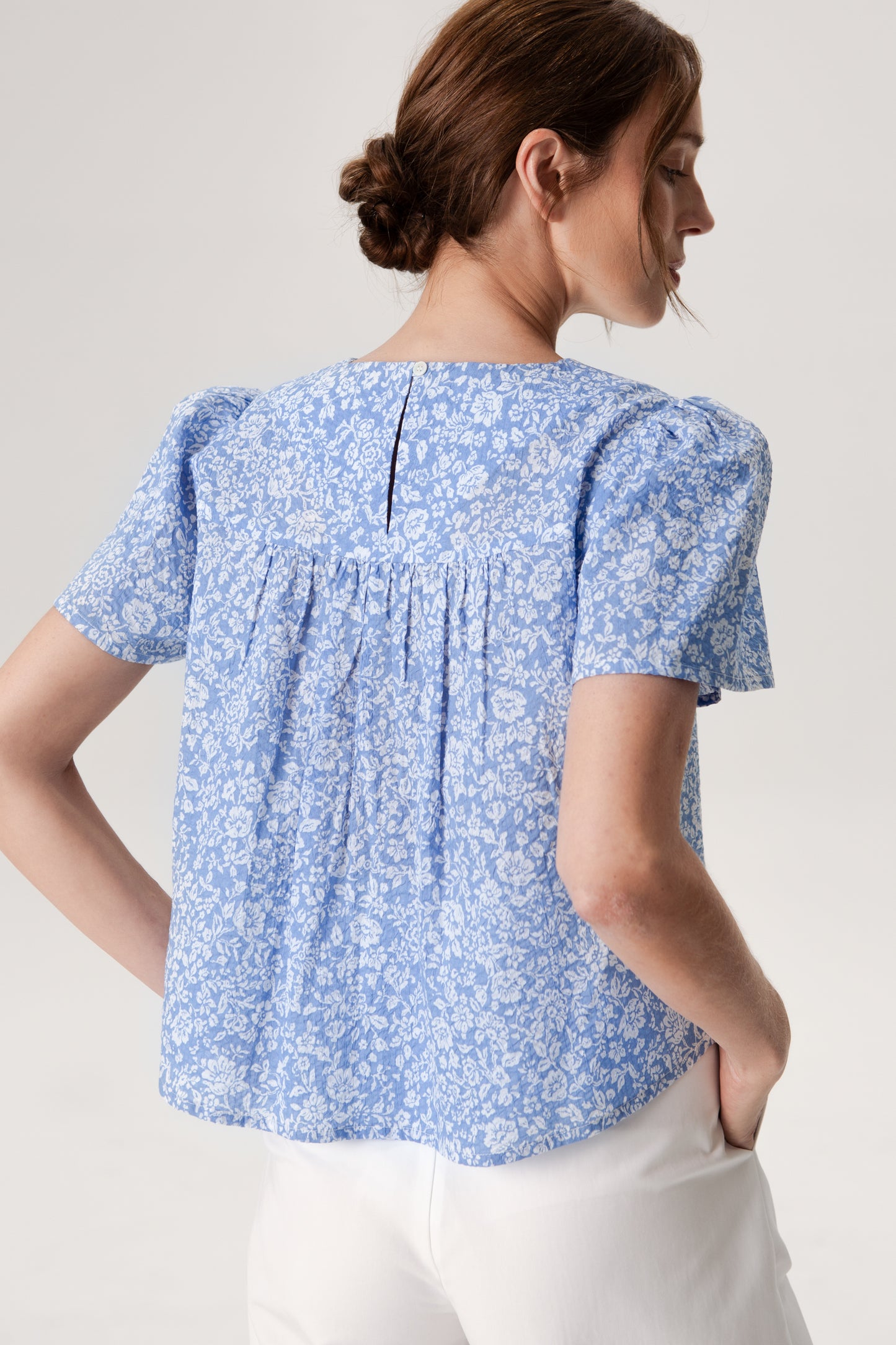 Weekend Gathered Blouse - Soft Blue