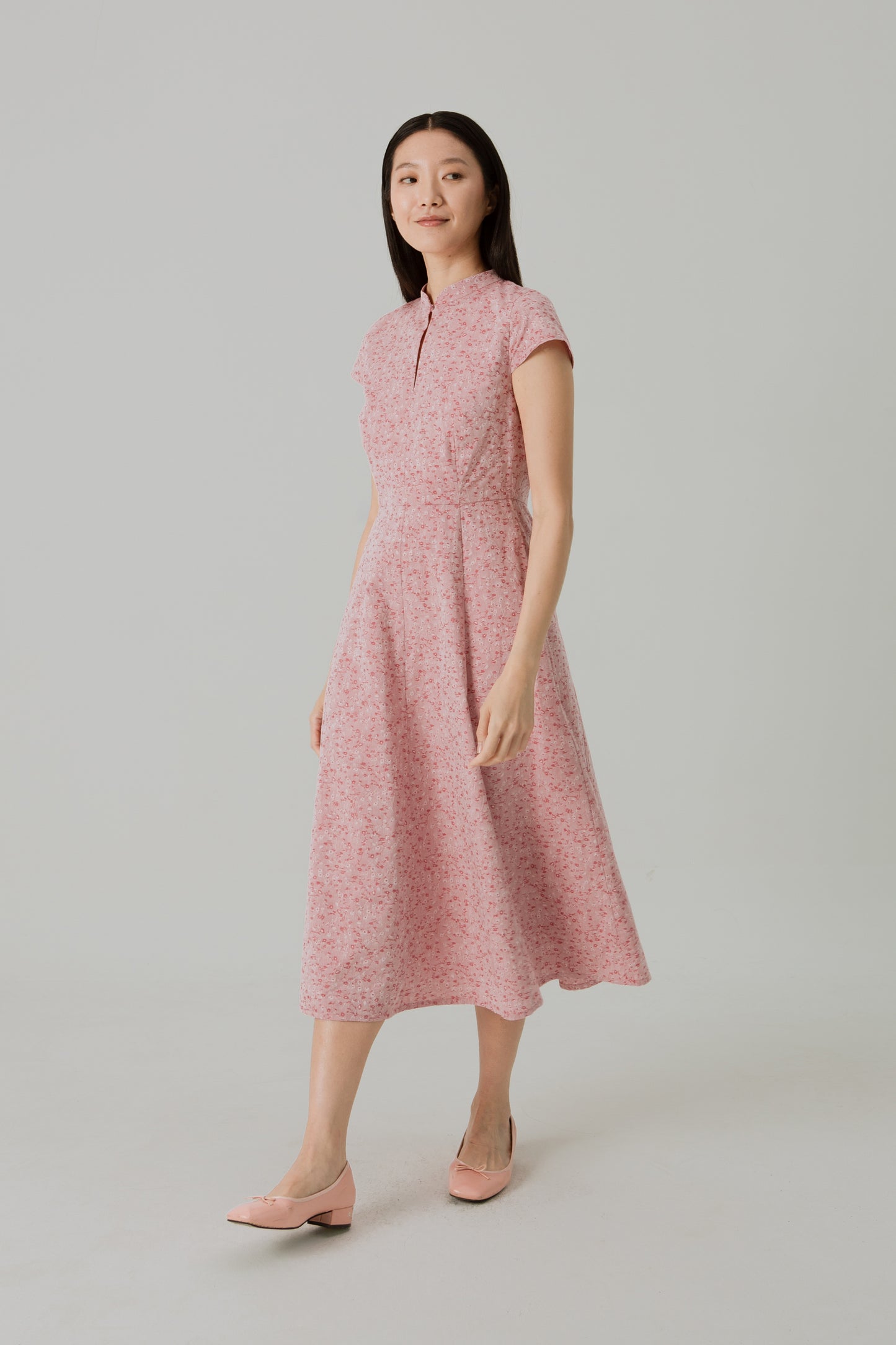 Stand Collar Tea Dress in Floral Jacquard - Classic Red