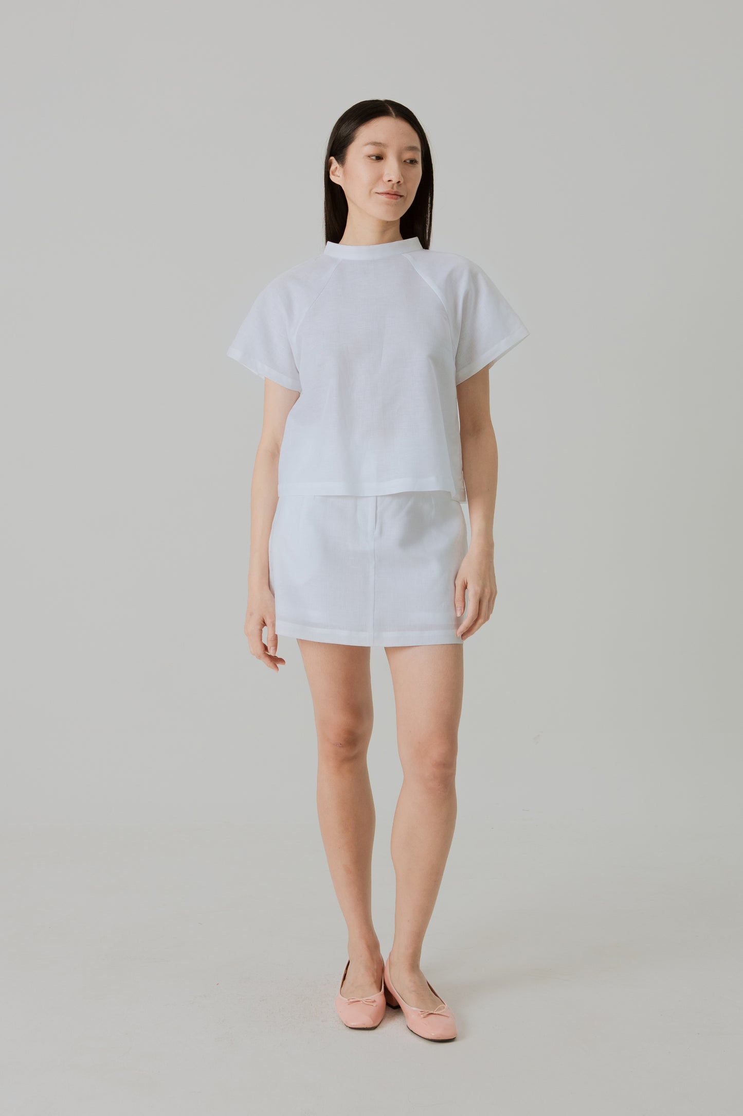 Stand Collar Blouse in Linen - White