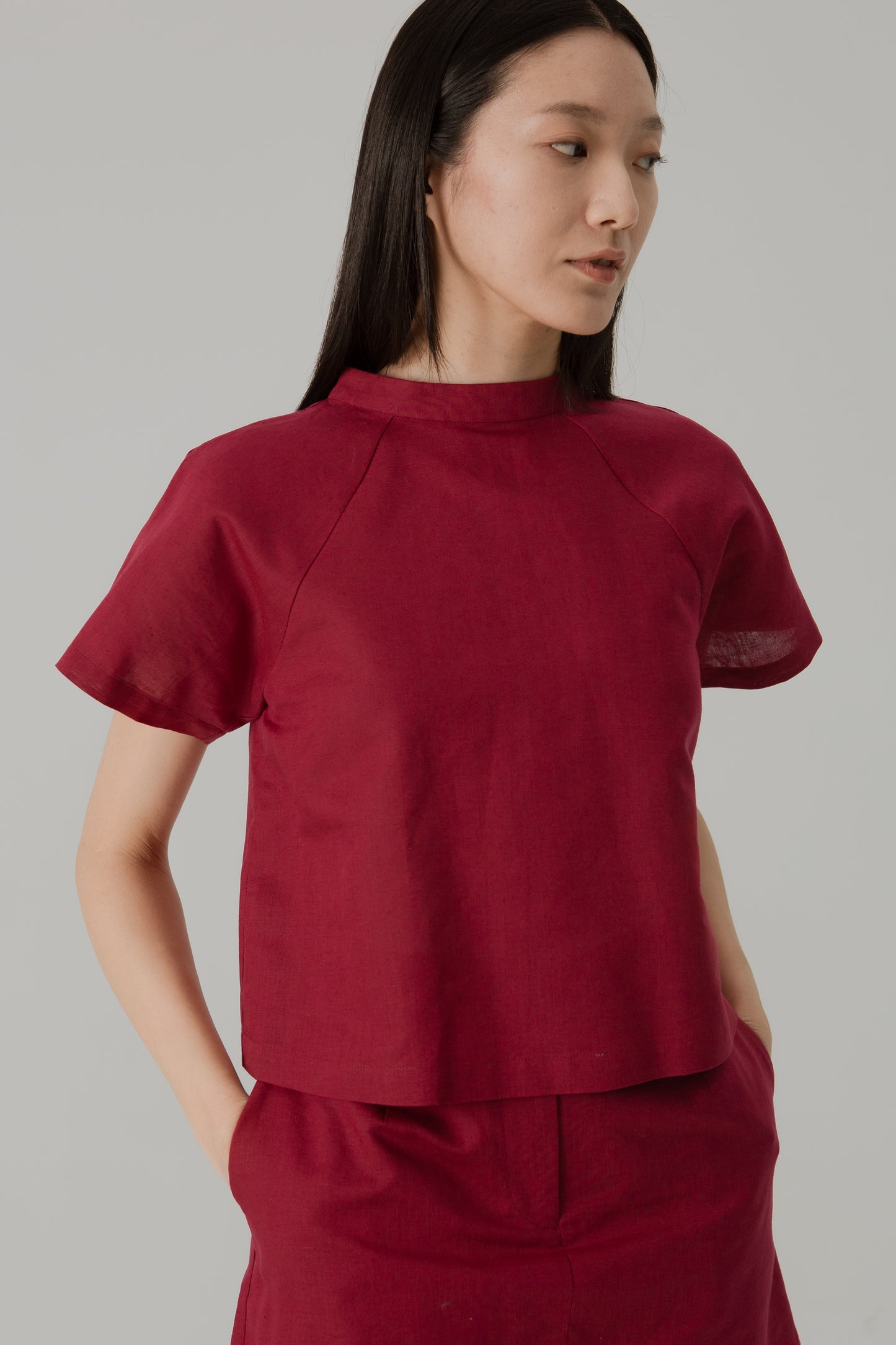 Stand Collar Blouse in Linen - Cherry