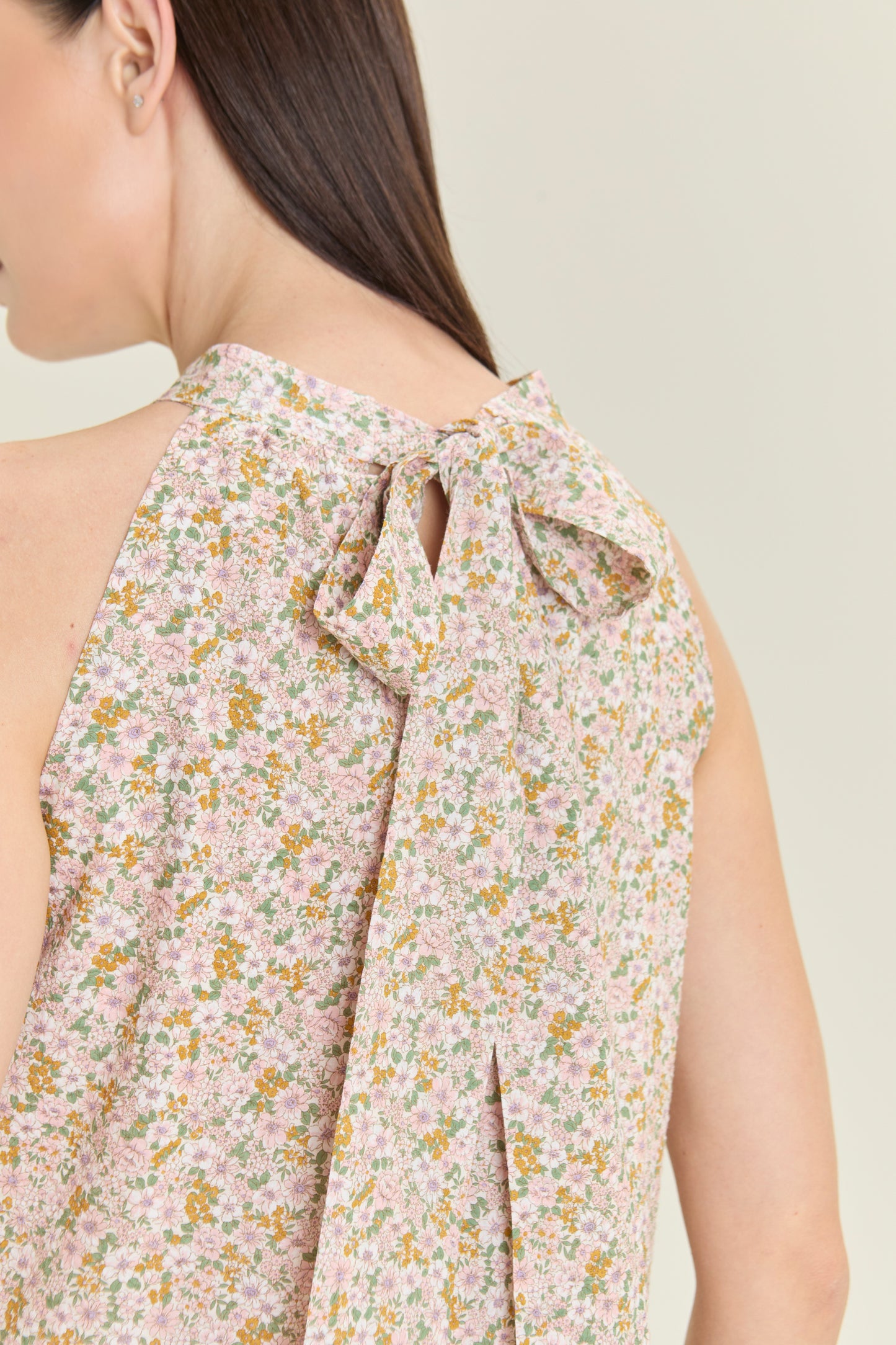 ⁠⁠Tie-ribbon Halter Maxi Dress - Blush Garden