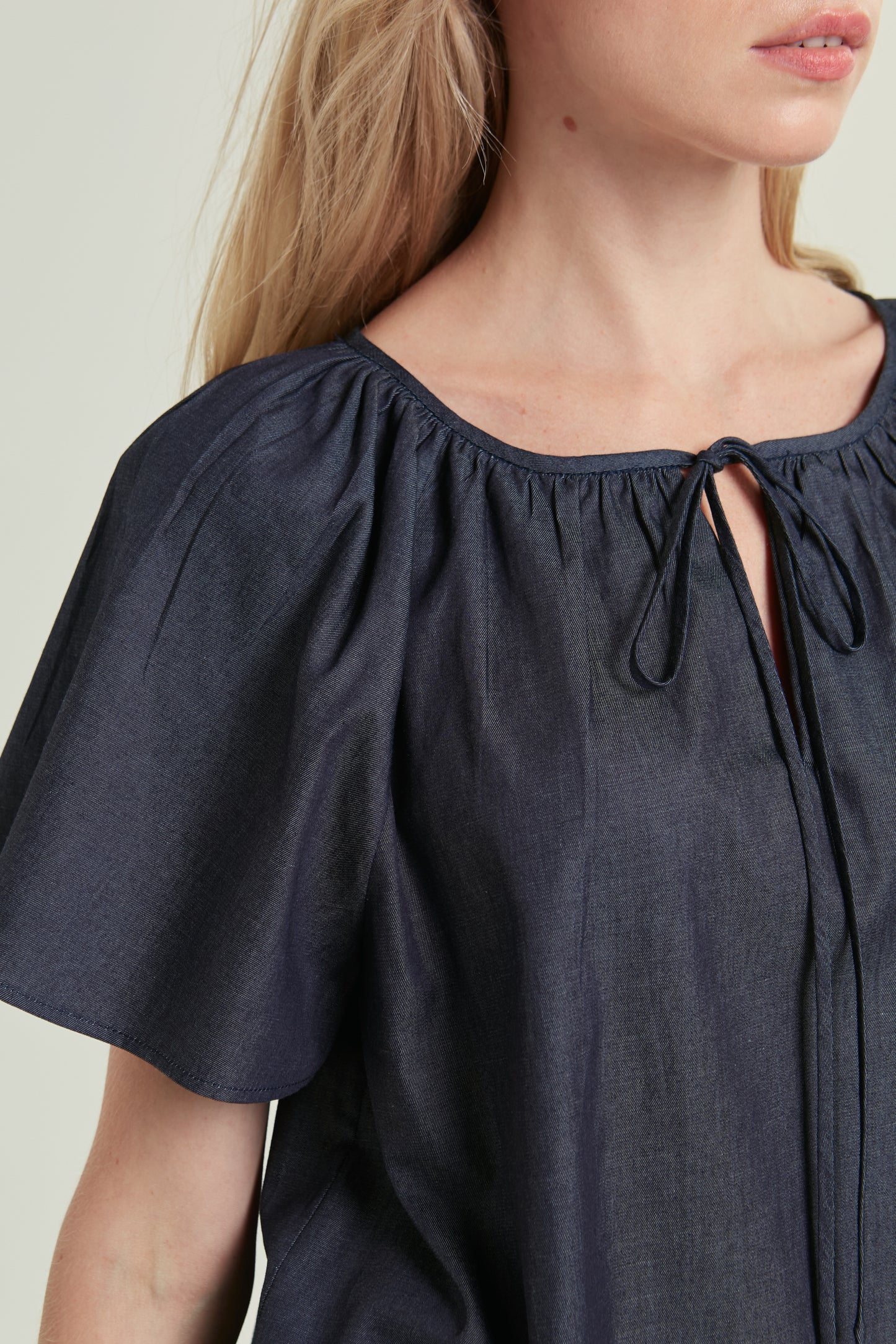 Denim Tie-Ribbon Weekend Blouse - Dark Wash