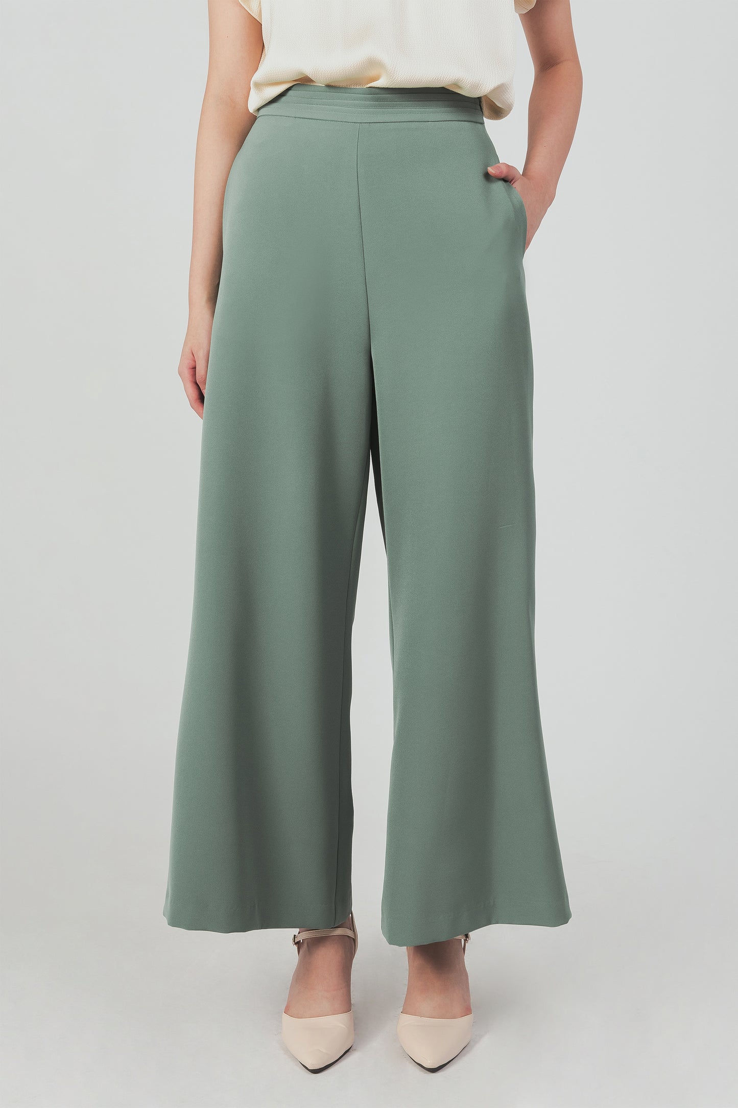 Palazzo Pants With Pleat Detail - Pine