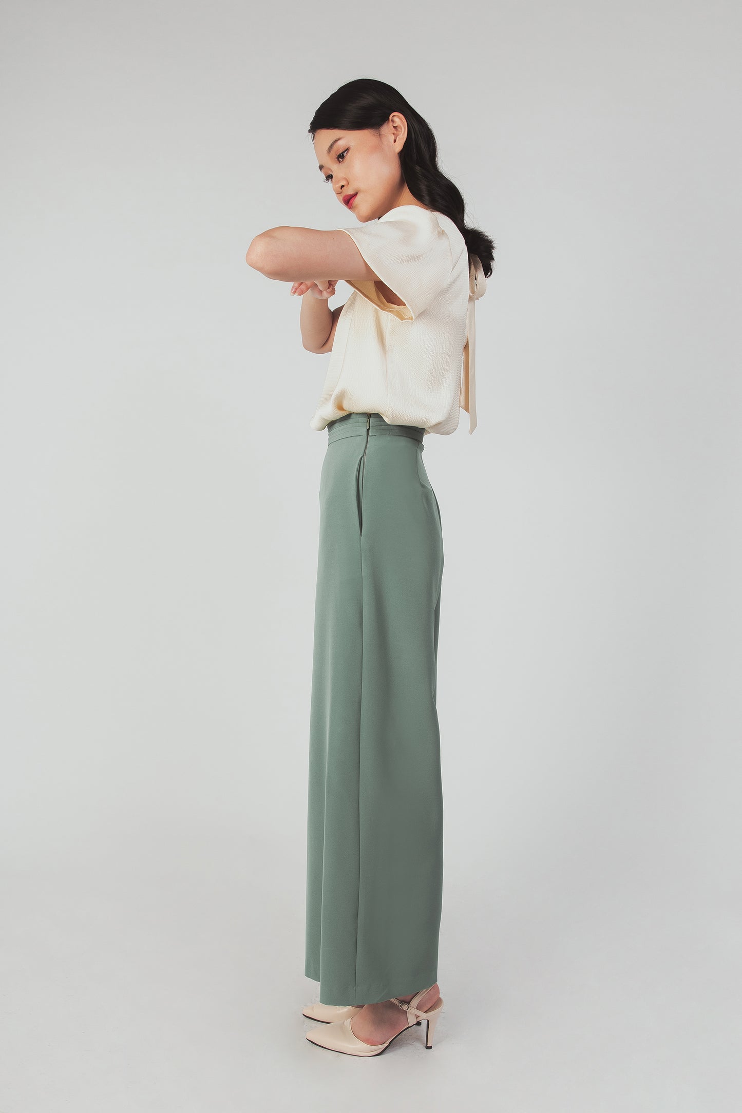 Palazzo Pants With Pleat Detail - Pine