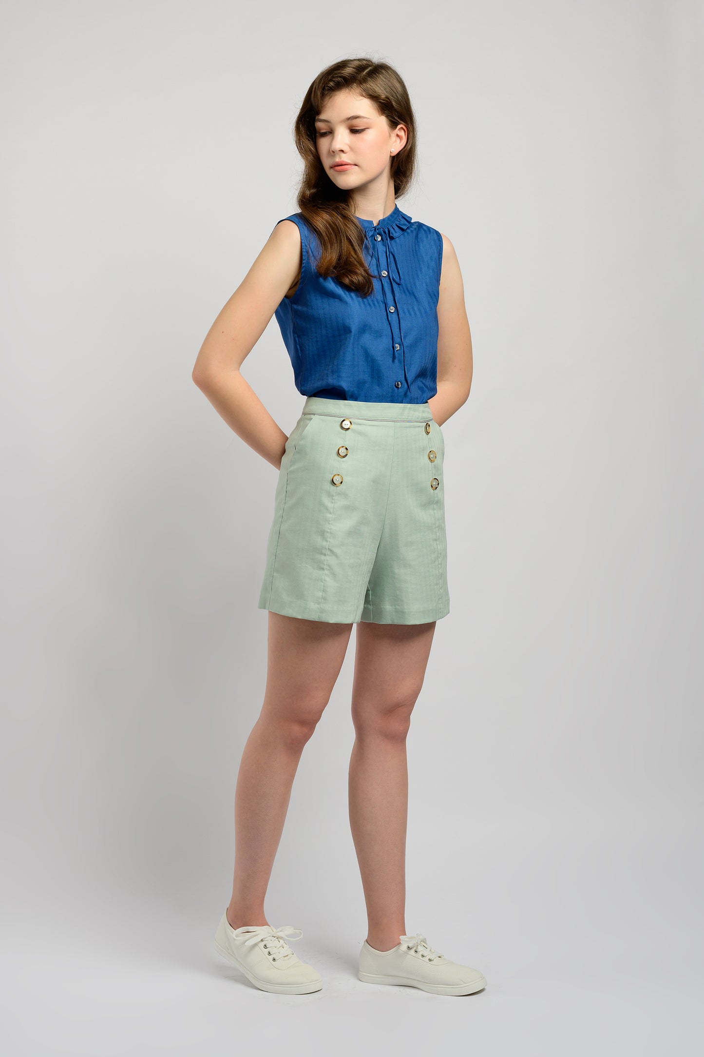 Buttoned High Waist Shorts - Mint