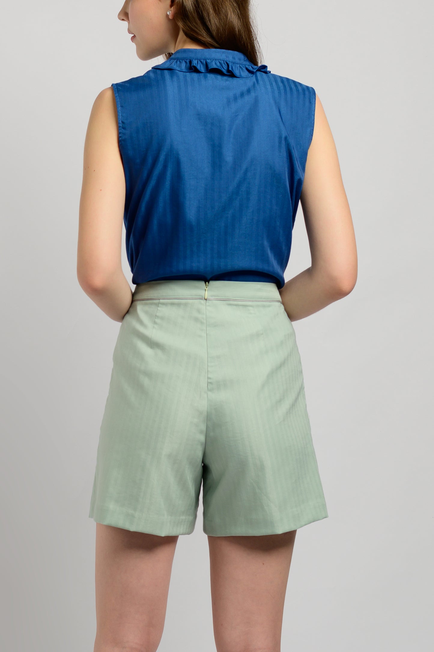 Buttoned High Waist Shorts - Mint