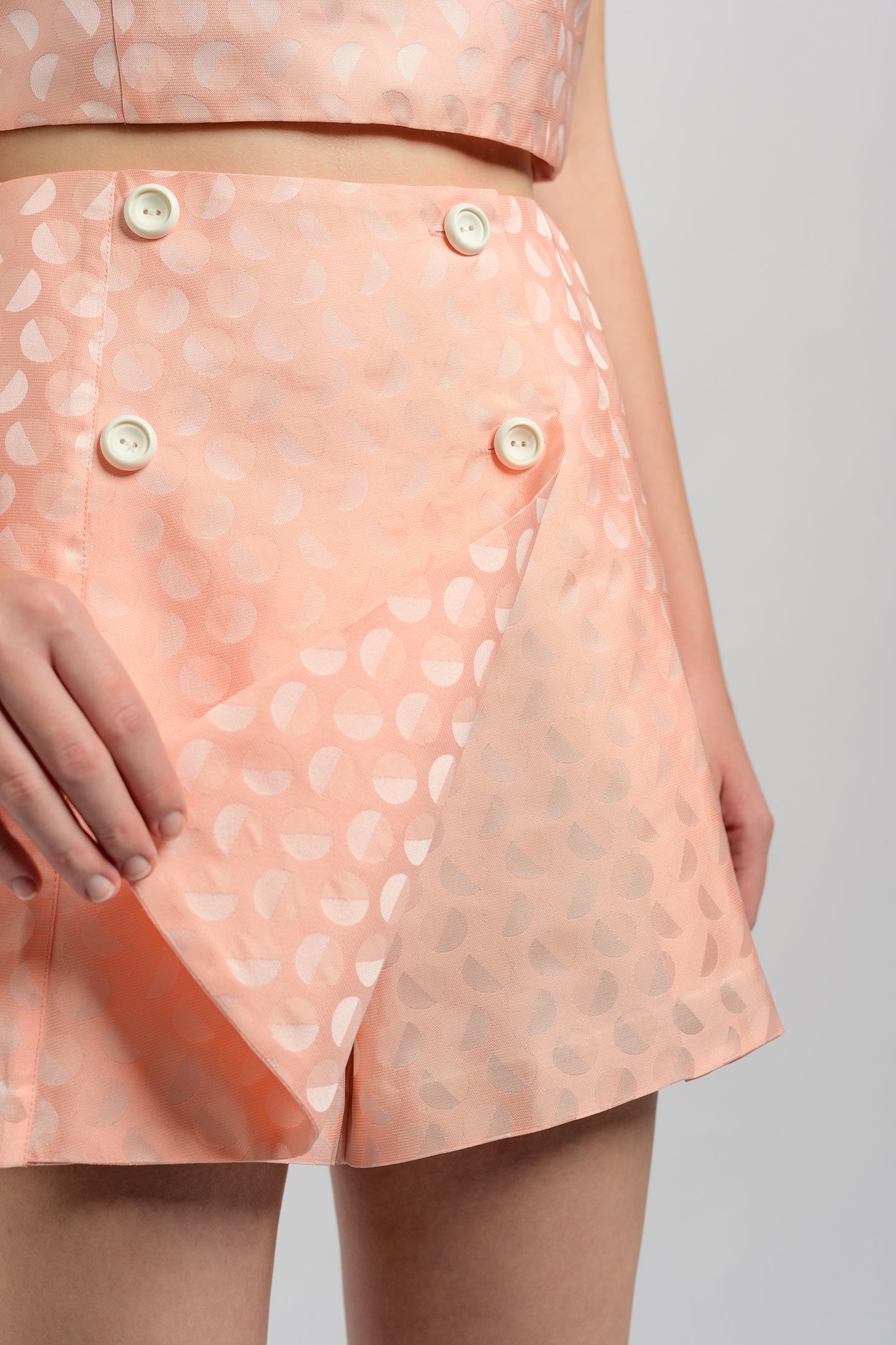 Buttoned Pleated Skorts - Peach