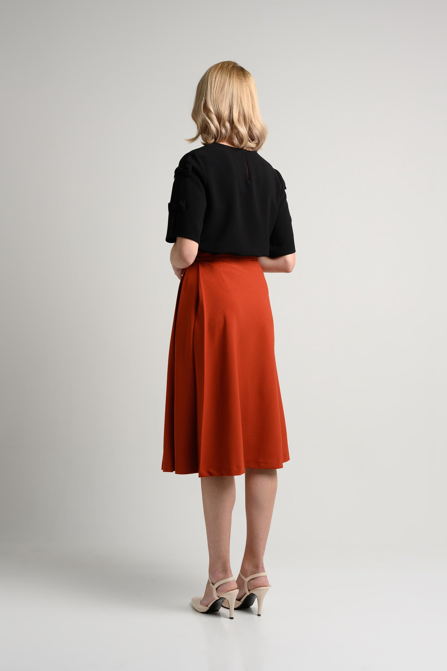 Rosylee Midi Skirt With Pleat Detail - Amber 3