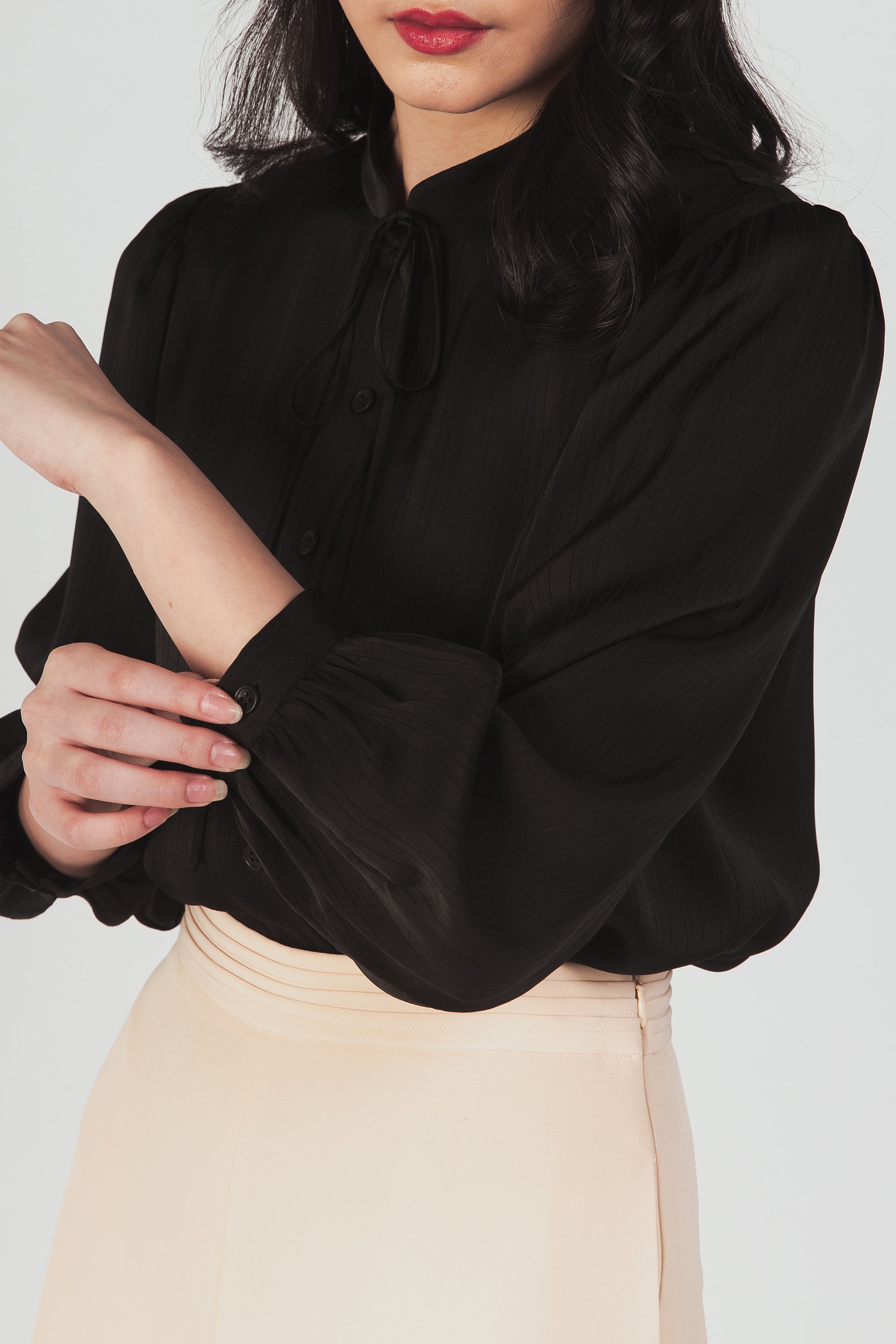 Tie Ribbon Blouse - Black – Rosylee